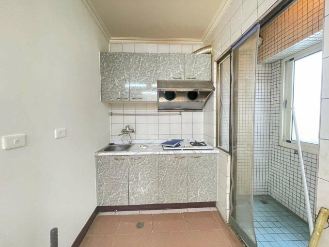 可租補工作室西區勤美有廚房天然瓦斯可隔2房大套房~租屋最謹慎 - Image 7