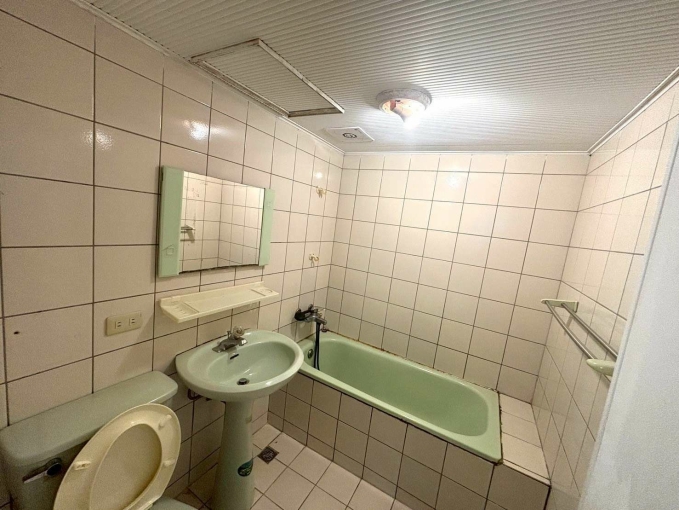 太平振福路健身爬樓梯公寓兩房一廳大陽台格局方正可租補超大陽台貓咪友善（第3張）