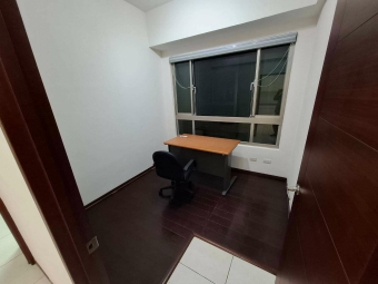 全新油漆!! 2/1/1/2   2.2W 不含管理費（第3張）