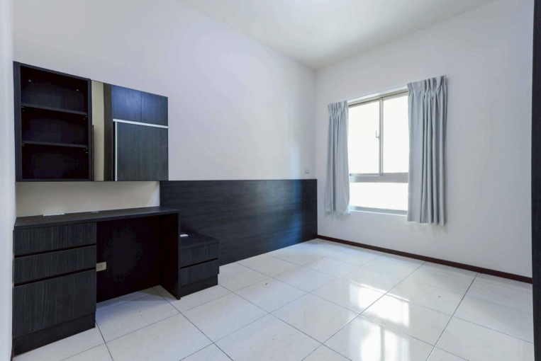 全新油漆!! 2/1/1/2   2.2W 不含管理費（第9張）