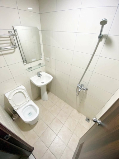 租補✨可貓大套房*整面採光*電梯.子母車+1機車格*系統家具質感風✨（第4張）