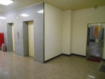 免仲介費 中壢中原至尊社區內電梯3樓新網路大套房出租 只另付電費（第12張）