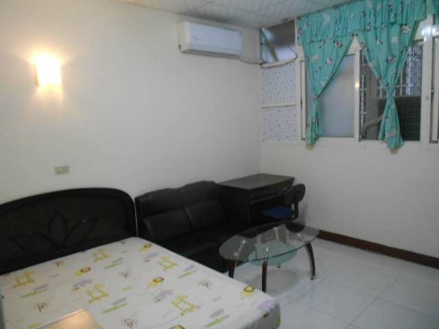 免仲介費 中壢中原至尊社區內電梯3樓新網路大套房出租 只另付電費（第7張）