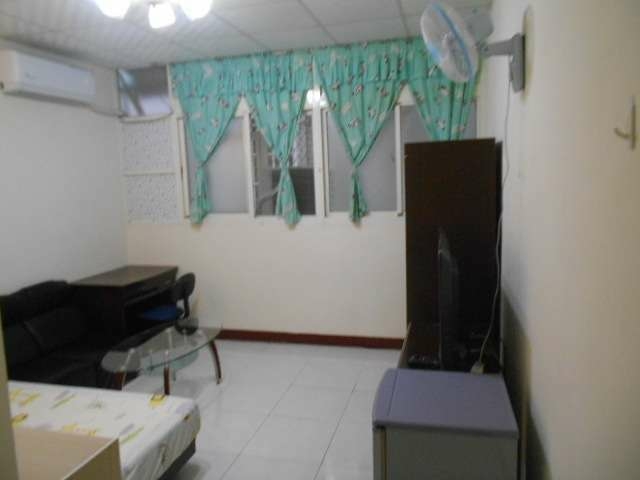 免仲介費 中壢中原至尊社區內電梯3樓新網路大套房出租 只另付電費（第1張）