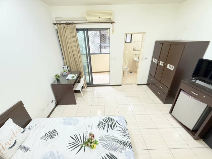 可預定6月🌈秒殺陽台獨洗曬🍏可租補機車好停（第1張）