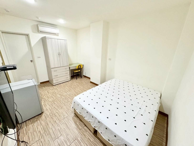 🧡請加賴🧡電梯美屋🧡租屋補助🧡機車位🧡代收包裹🧡小資族首選🧡（第3張）