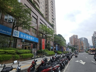 捷運大坪林 北新路 邊間金店面 車流人流廣告效益大（第5張）