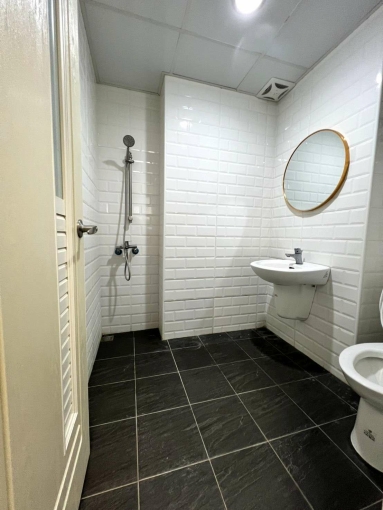 南區有恆街美套房 #熱門套房 #室內機車位(第5張)