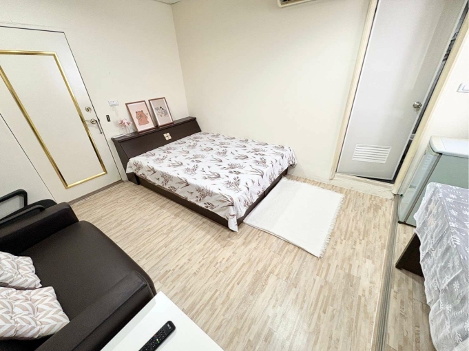 蓁心推薦💖北區 間間獨洗曬便宜小資族生活機能佳健身爬梯套房(第3張)