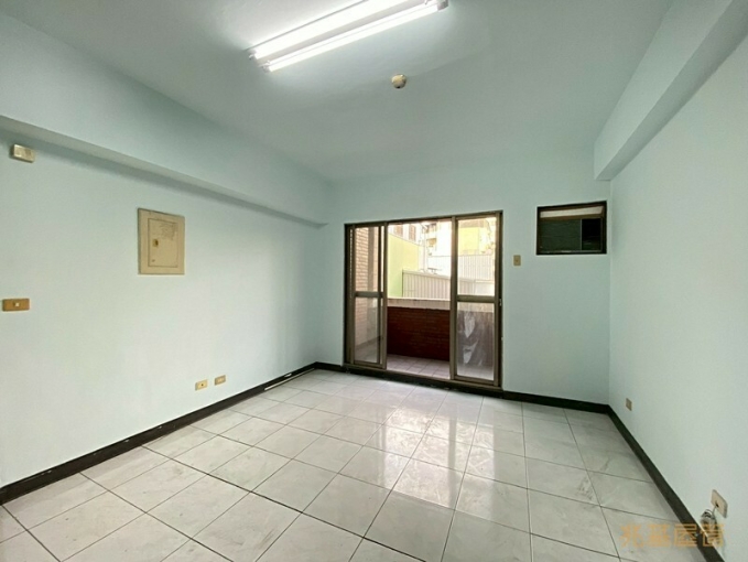 兆基社會住宅🏡前鎮區高CP大三房免仲可租補（第1張）