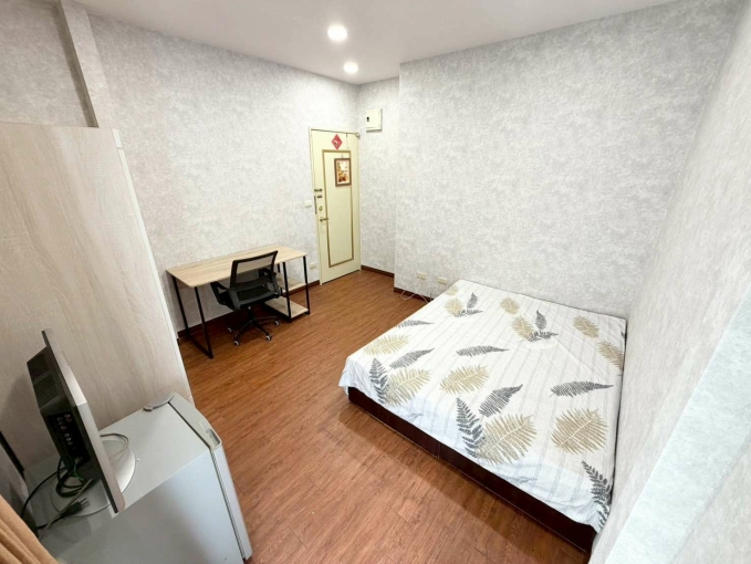 可租補+♡可短租*採光佳*飲水機*子母車～°•○（第2張）