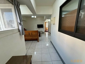 兆基社會住宅🏠南屯捷運站大三房家具齊全🏠可雙租補（第3張）