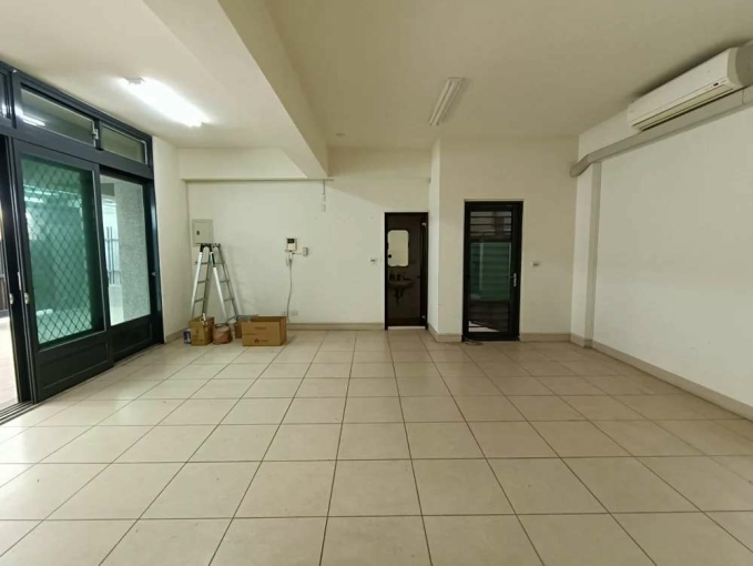 保泰二街店面庭院雙車位*獅子王（第2張）