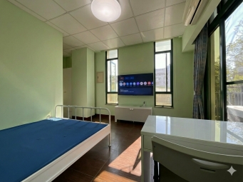 【苓雅區｜市政府/文化中心】電梯透天 / 55吋4K聯網 / 恆溫衛浴（第1張）