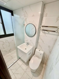 豐原家樂福🩵整棟新蓋💜可租補🩵雙層冰箱💜陽台獨洗🩵子母車（第5張）