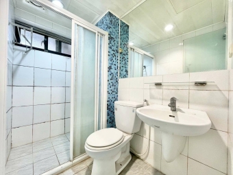 宇你相見💕陽台獨洗✨可租補💕近遠百 新光 市政府（第11張）