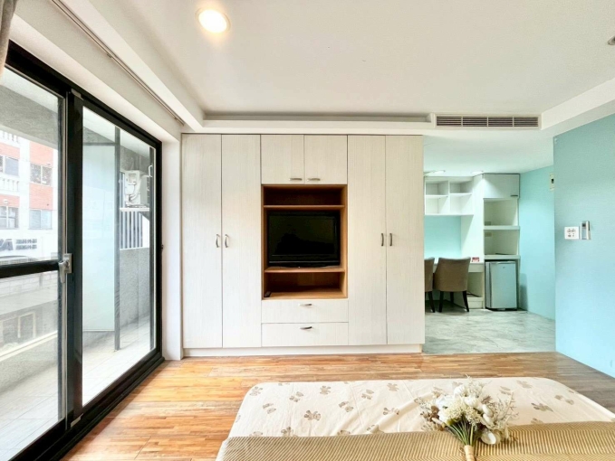 宇你相見💕陽台獨洗✨可租補💕近遠百 新光 市政府（第7張）