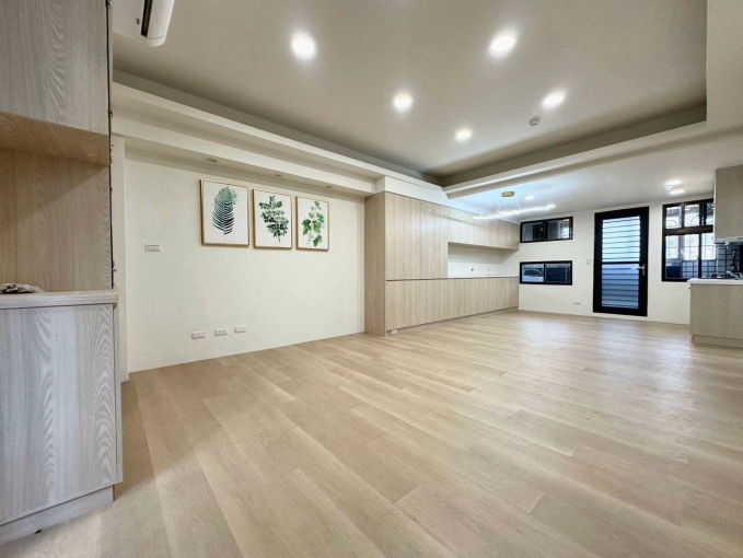 二房二衛🏘️稀有可貓🏘️電梯🏘️子母車🏘️管理員（第4張）