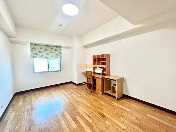 兆基社會住宅🏡南屯大四房有車位🏡免仲可租補（第4張）