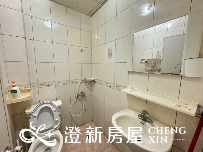 🎉金山街前段套房/台電計費/洗澡使用瓦斯不怕冬天沒熱水/免投幣共用洗衣機🎉 - Image 8