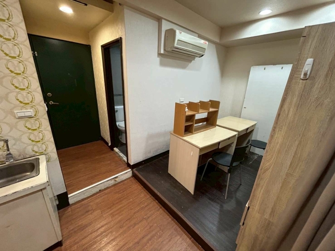 複製-★捷運中山國小,陽台,收垃圾,電梯,租補★ - Image 6