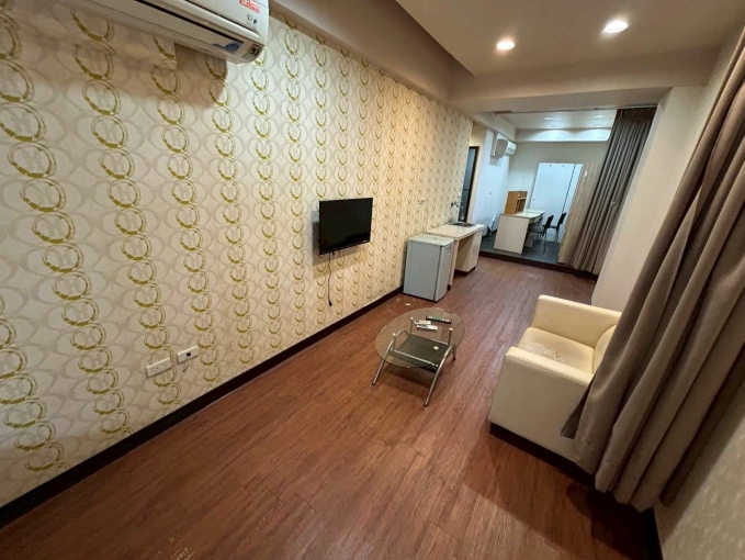 複製-★捷運中山國小,陽台,收垃圾,電梯,租補★ - Image 5