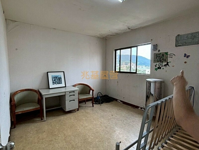 兆基社會住宅🏠愛河景觀大坪數~欠修理五房（第4張）