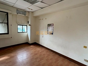 兆基社會住宅🏠愛河景觀大坪數~欠修理五房（第6張）