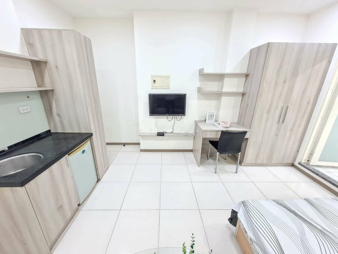 可租補*類一房一廳*流理台*陽台*衛浴開窗*室內機車位*子母車（第10張）