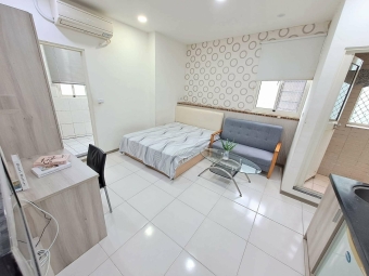 可租補*類一房一廳*流理台*陽台*衛浴開窗*室內機車位*子母車（第1張）