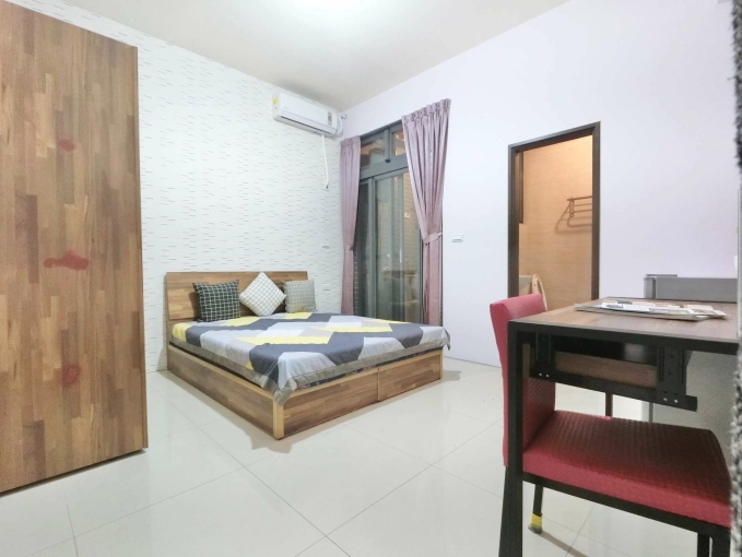 可租補**台電**陽台獨洗曬*乾溼分離*電梯*子母車*有平車可另租~*(第1張)