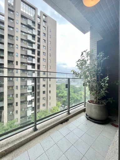 【新業築森鄰】東區三房/平車🌈空屋⭐全新⭐可租補🌳 - Image 12