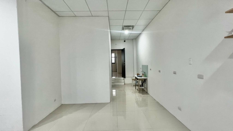 🛑 老闆請留步！北區店面【含稅＋雙車位】‼️（第4張）