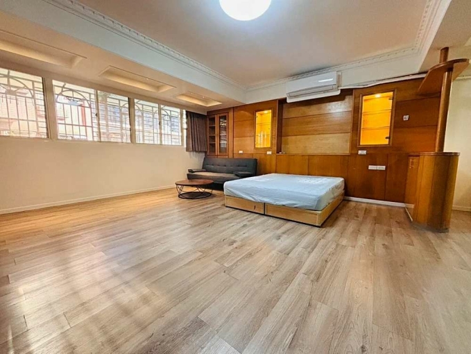 租屋找77✿大有大業,電梯華廈大空間,採光佳! - Image 1