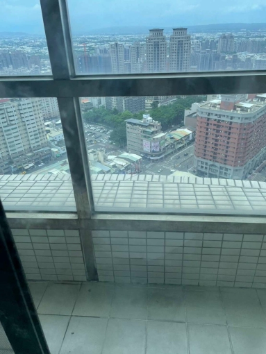 台水台電🍀稀有可貓🍀陽台獨洗🍀租屋補助🍀可戶籍🍀電梯🍀子母車🍀管理員（第4張）