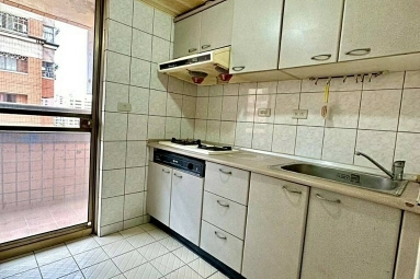 兆基社會住宅🏠可租補全室油漆家具可談有車位（第6張）