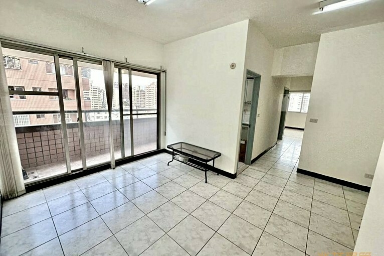 兆基社會住宅🏠可租補全室油漆家具可談有車位（第1張）