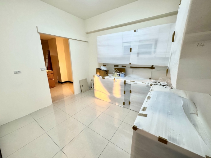 一房一廳🍀廚房🍀雙租屋補助🍀室內機車位🍀電梯🍀子母車🍀可小孩（第8張）