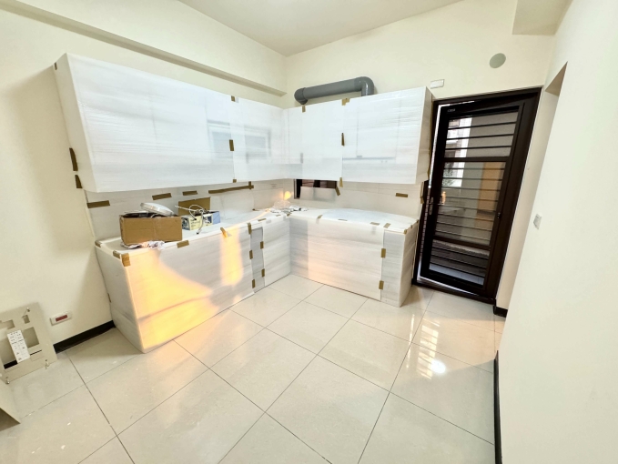 一房一廳🍀廚房🍀雙租屋補助🍀室內機車位🍀電梯🍀子母車🍀可小孩（第5張）