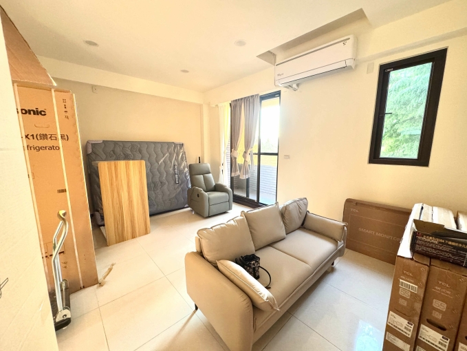 一房一廳🍀廚房🍀雙租屋補助🍀室內機車位🍀電梯🍀子母車🍀可小孩（第1張）