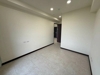 沛沛租🔅興仁夜市稀有兩房兩位有車位全新社區（第2張）