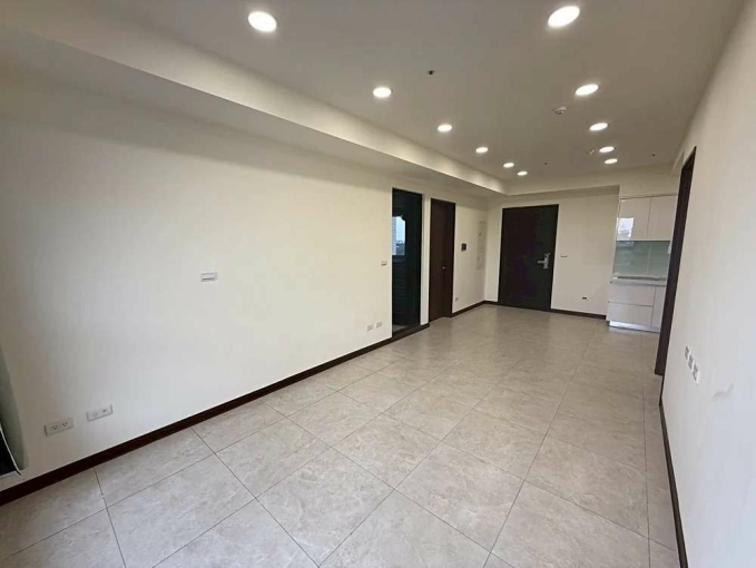 沛沛租🔅興仁夜市稀有兩房兩位有車位全新社區