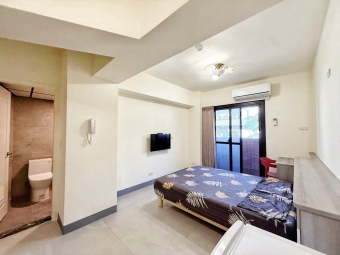 東區採光通風可租補嚴選房客全新整理未住傢俱電滿配自助洗陽台獨曬系統櫃收納多間可選電梯套房（第1張）