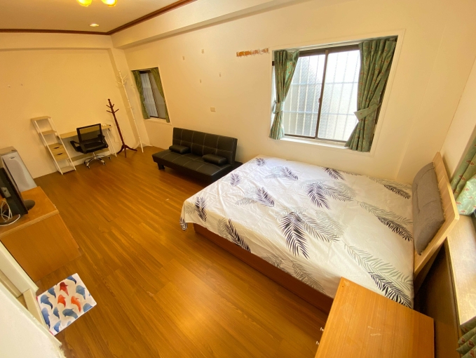 法院前❤️短租首選🎈喵嗚✨木質感 - Image 5