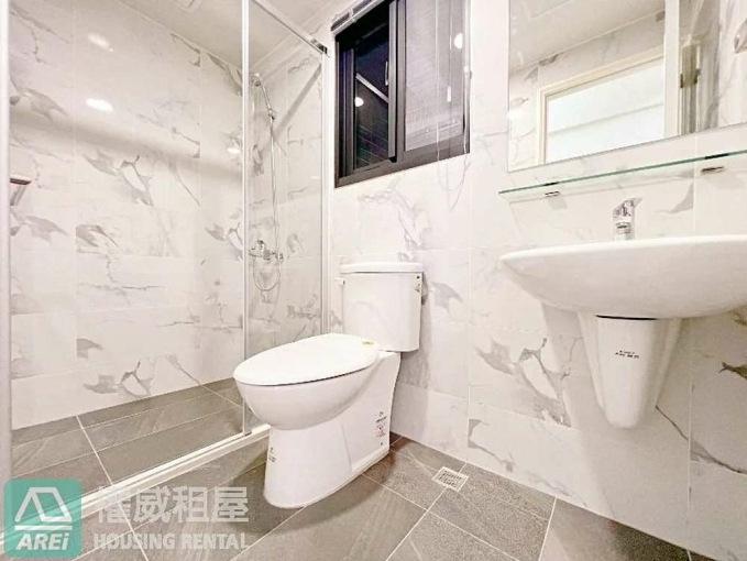 陽明學區K-house優質正兩房兩衛浴開窗平車 - Image 8