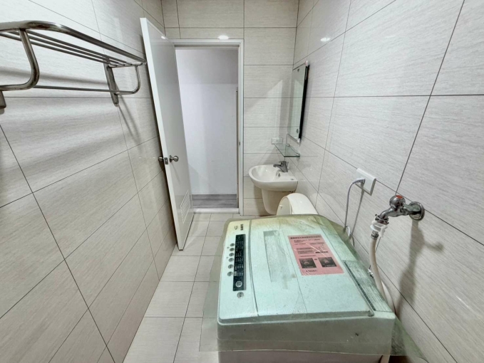 蓁心推薦💖可租補💖陽台獨洗💖設備近全新💖凸窗獨洗曬（第6張）