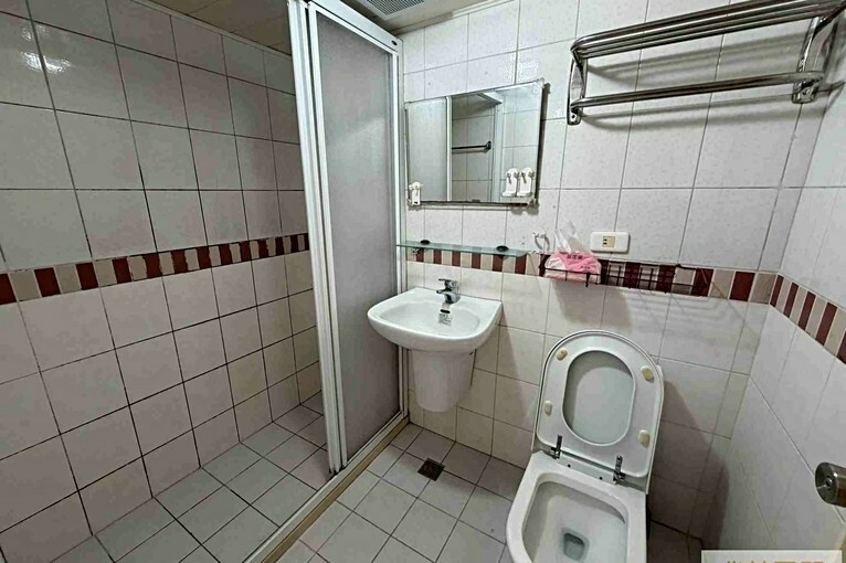 兆基社會住宅🏠免仲可租補-南京大道大樓可寵3房（第13張）