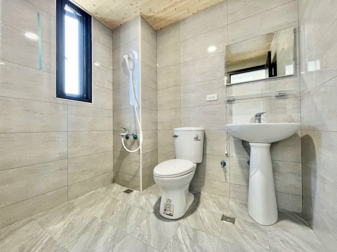 被陽光暖醒🩵水湳經貿💜陽台獨洗曬🩵可雙租補💜子母車（第9張）