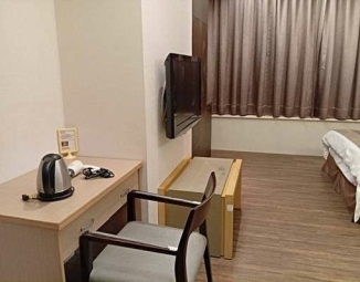 三多商圈【高雄85大樓】精緻獨立套房可租補（第2張）