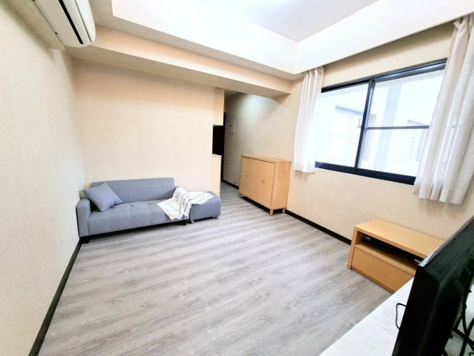 *正七期*全新木地板*鄰近歌劇院*台水電~（第2張）